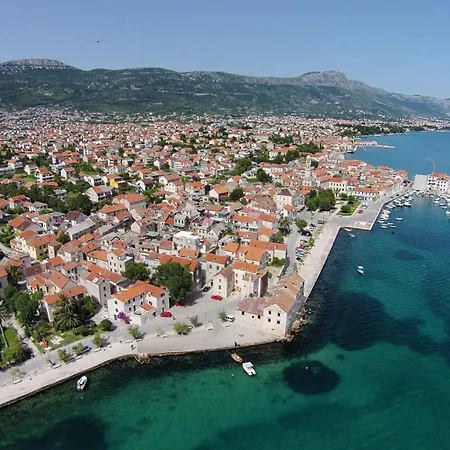 Seaside House Kastel Stafilic, - 22438 *
